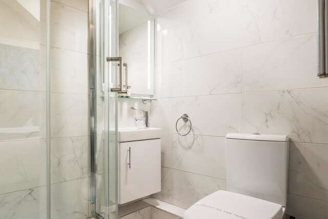 Отель Temple Bar Lane Дублин-19